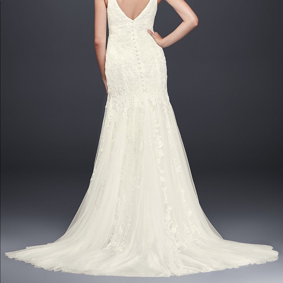 Oleg Cassini Lace Beaded Trumpet Wedding Dress Oleg Cassini Lace Beaded Trumpet Wedding Dress